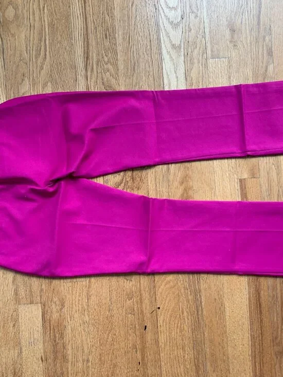 NWOT, 00R Magenta Express Mid-Rise Barely Boot Columnist Pants - Picture 4 of 5